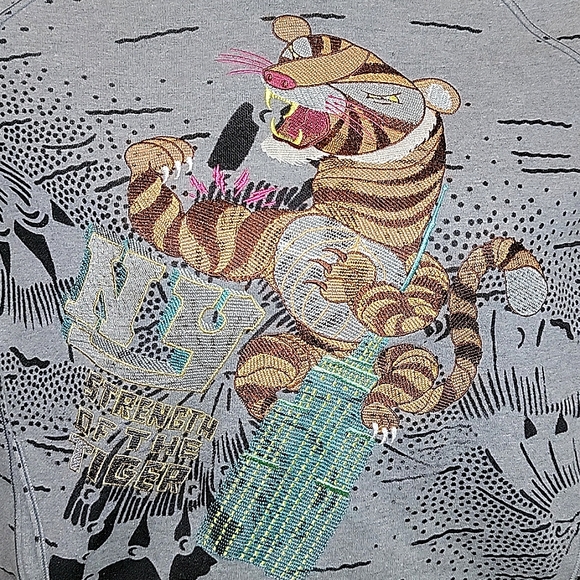 CUSTO BARCELONA TURTLE NECK "STRENGTH OF THE TIGER" VEST - Picture 2 of 8